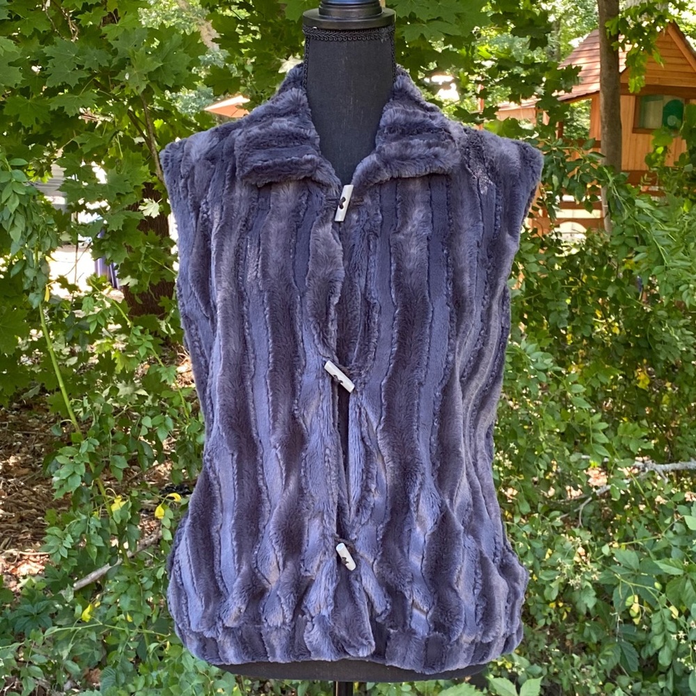 Wooly Bully Colorado faux fur vest